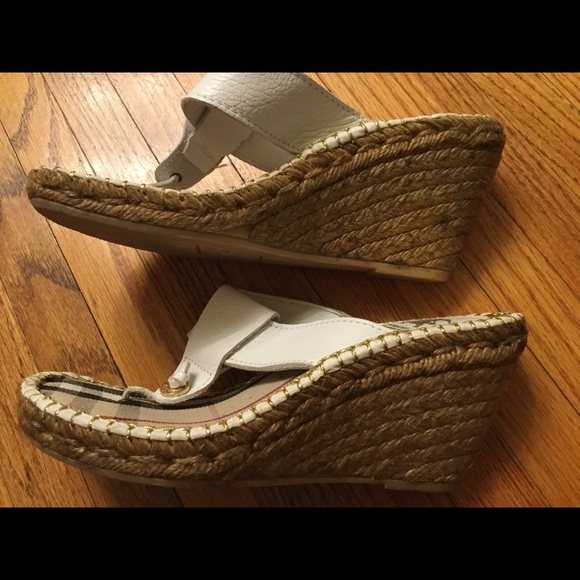 Authentic Burberry Wedges 37 - Picture 4 of 4